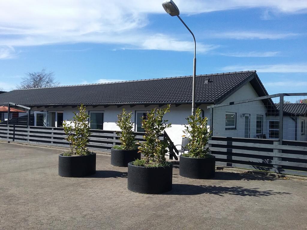 Hals Hotel Ferielejlighed Exterior photo